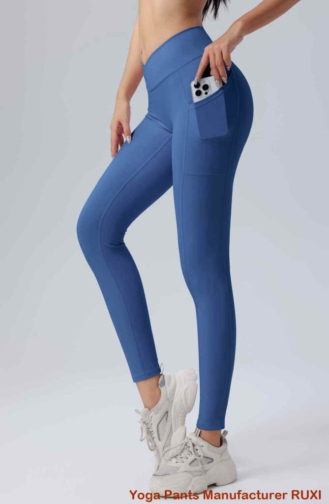 pantalones cortos con banda de yoga