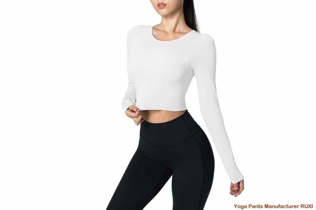 pantalones cortos de yoga con bolsillos