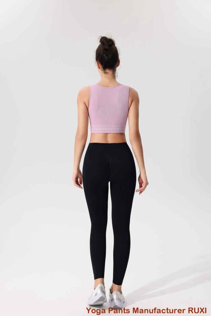 pantalones cortos de yoga para hombre