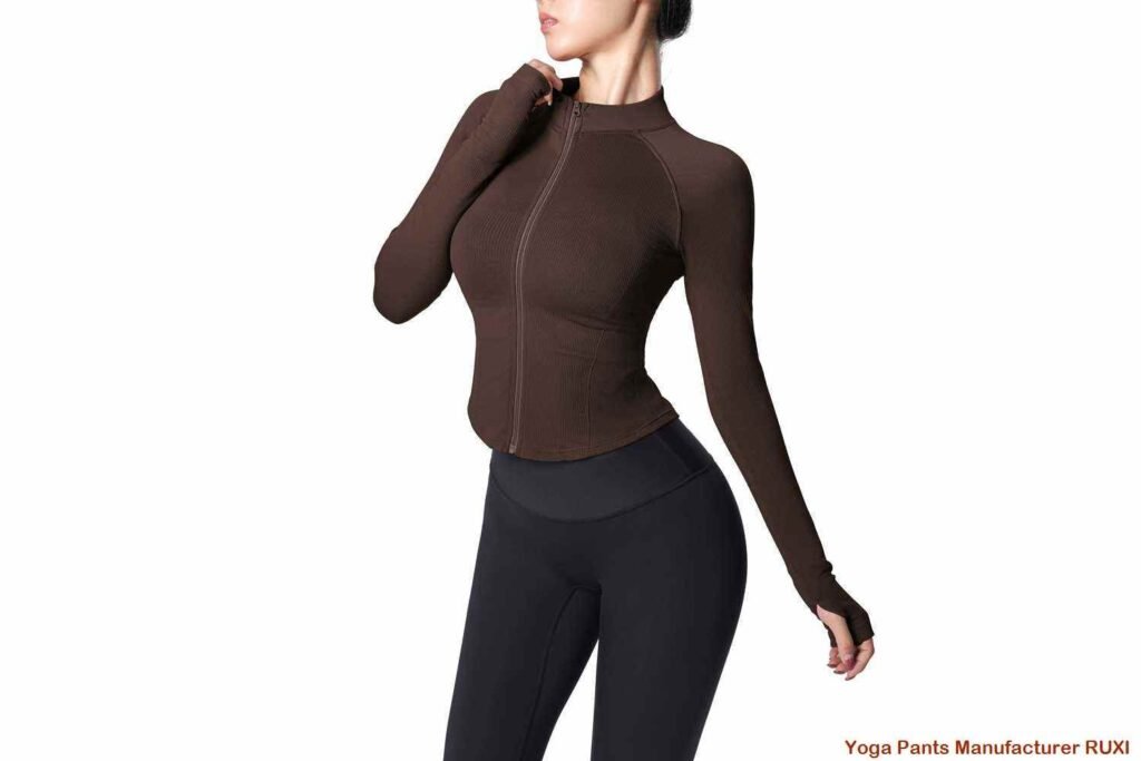 Pantalones de yoga acampanados