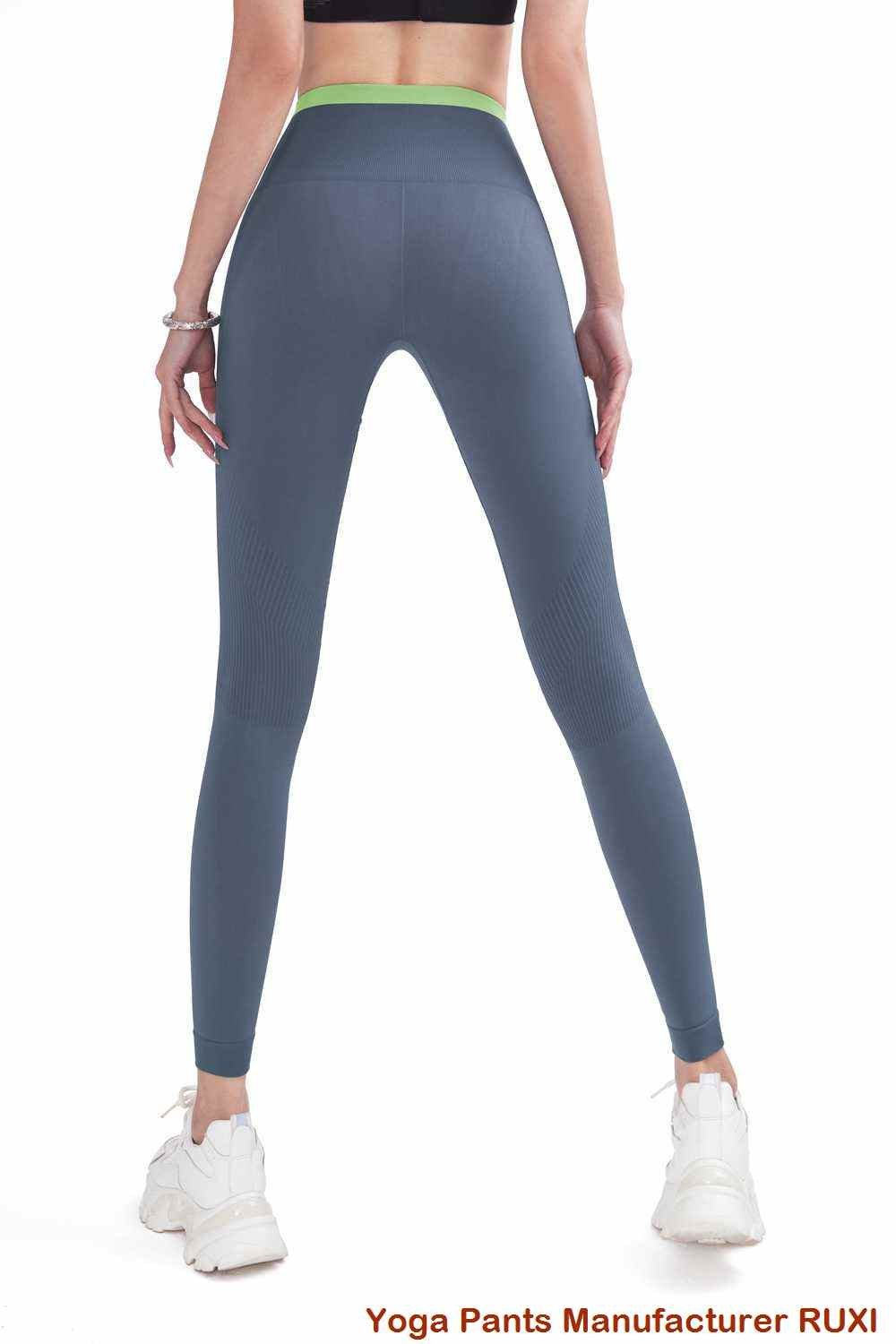 Leggings cruzados con vuelo RUXI