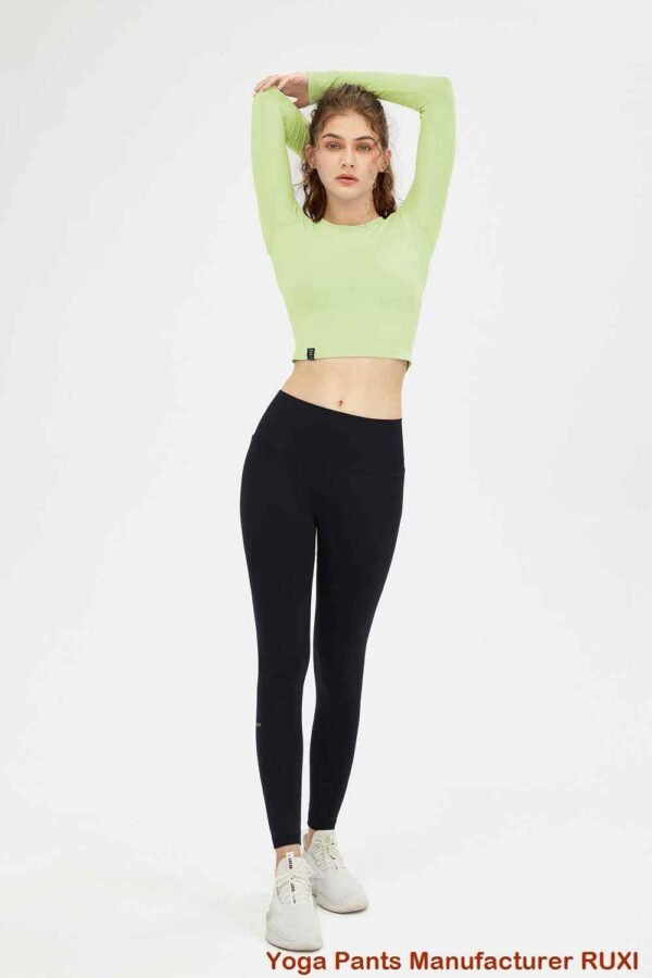 pantalones cortos deportivos blancos