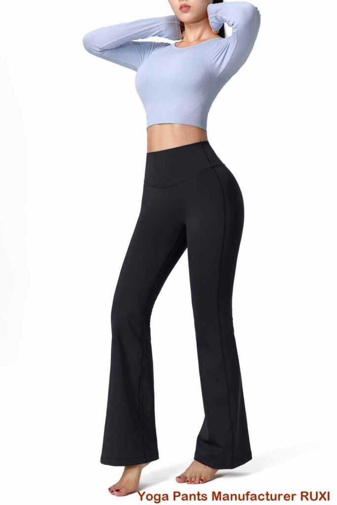 pantalones de yoga de corte bota corto