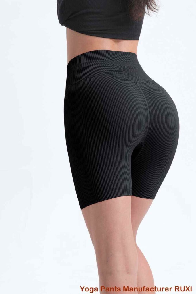 pantalones cortos de yoga de 4 pulgadas