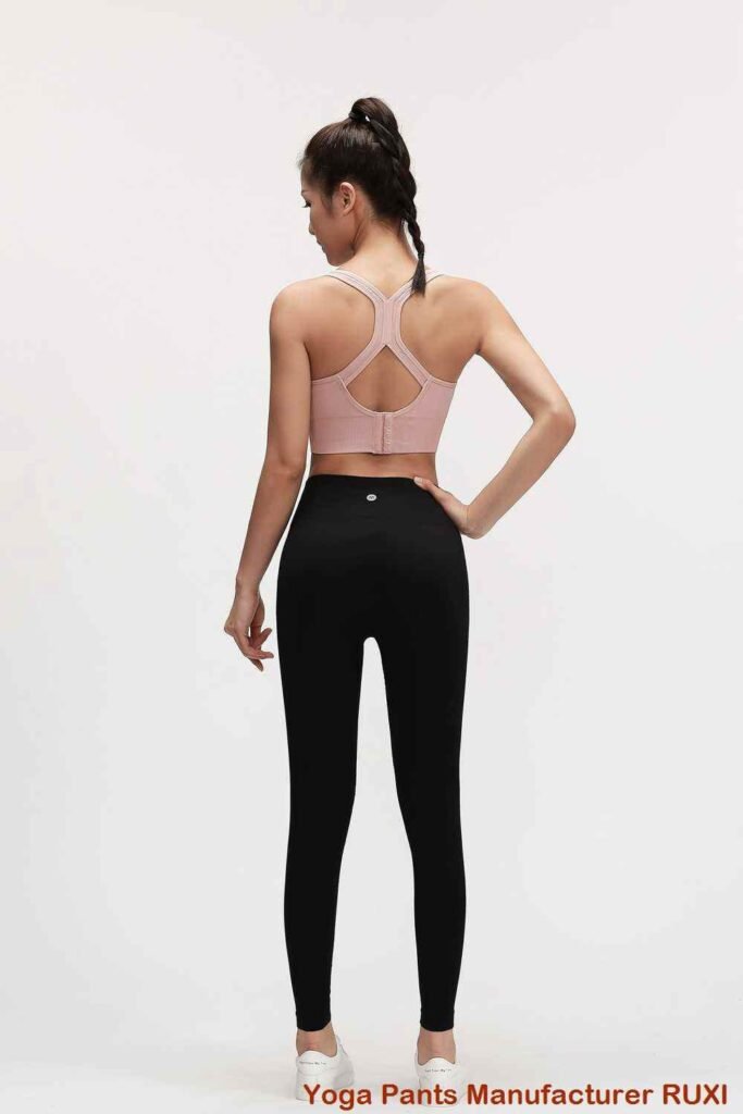 ropa de yoga con estilo RUXI