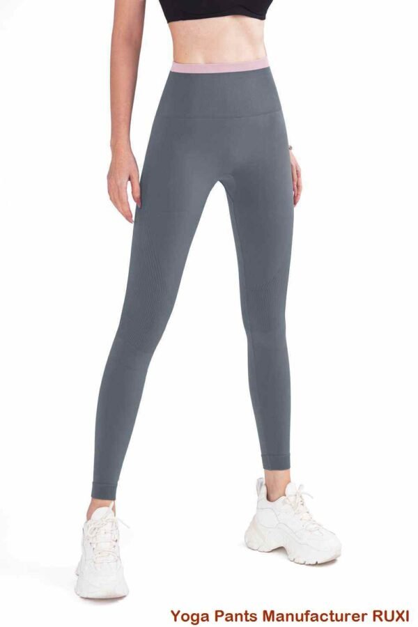 Chaqueta deportiva de hombre con jeans