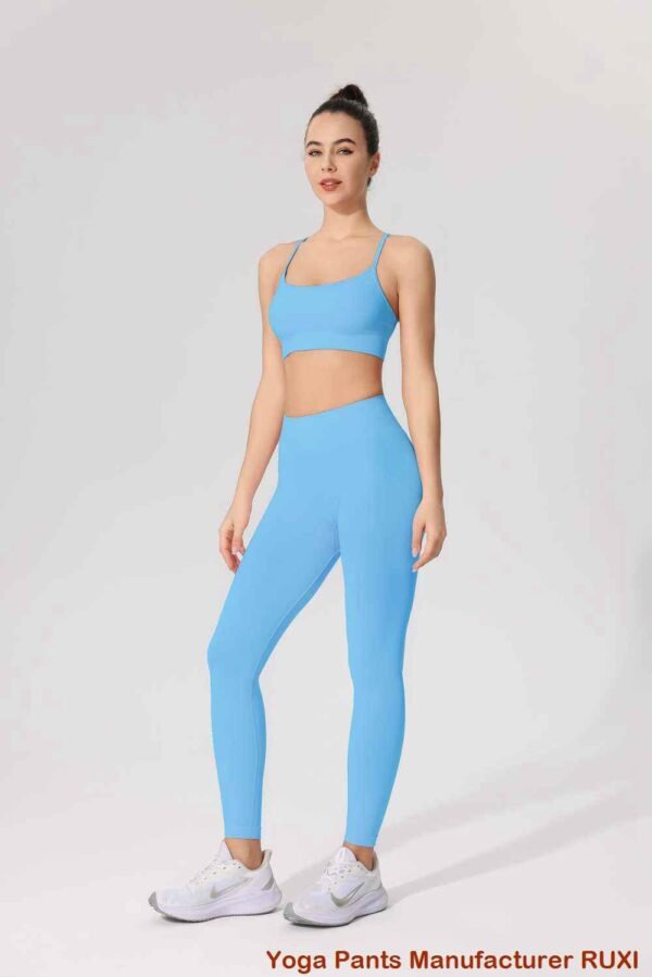 Pantalones de yoga color turquesa